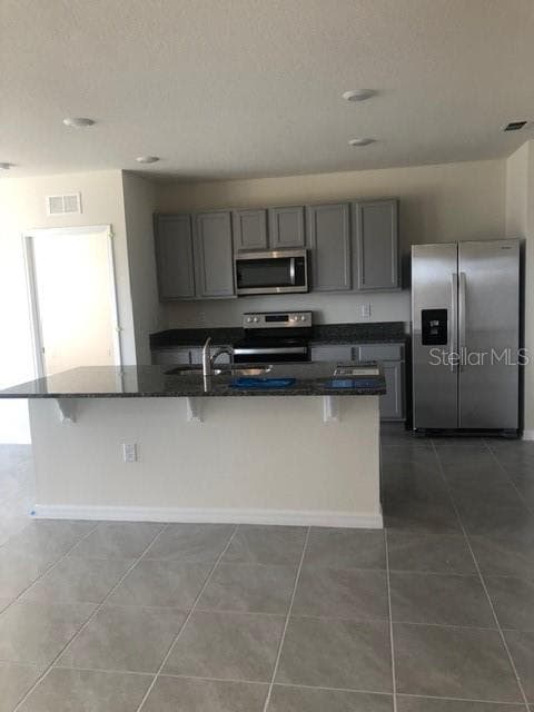 2952 Long Pond Dr