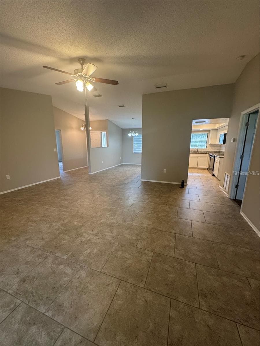 2475 Wood Oak Dr photo 4