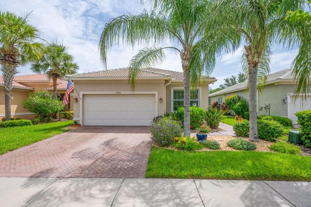15824 Amber Falls Dr