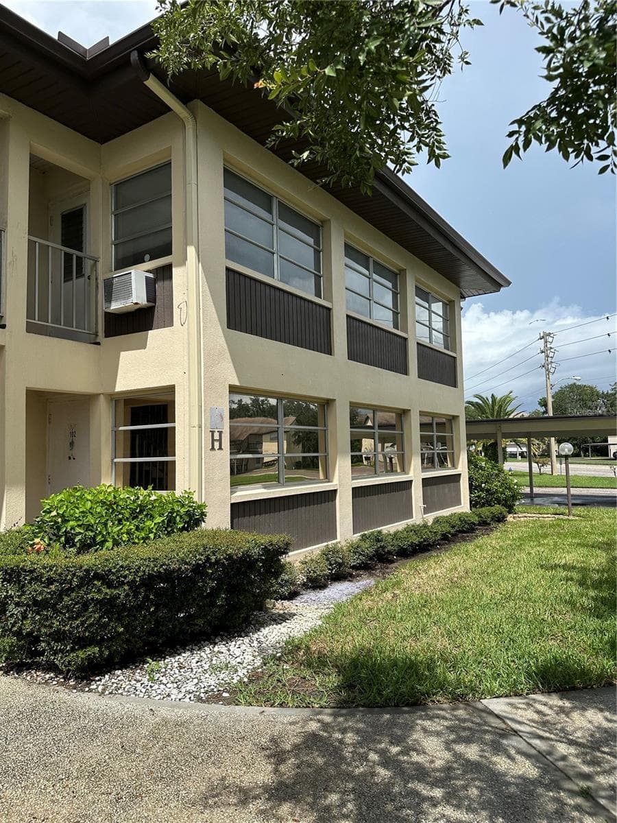 4826 Marine Pkwy #202