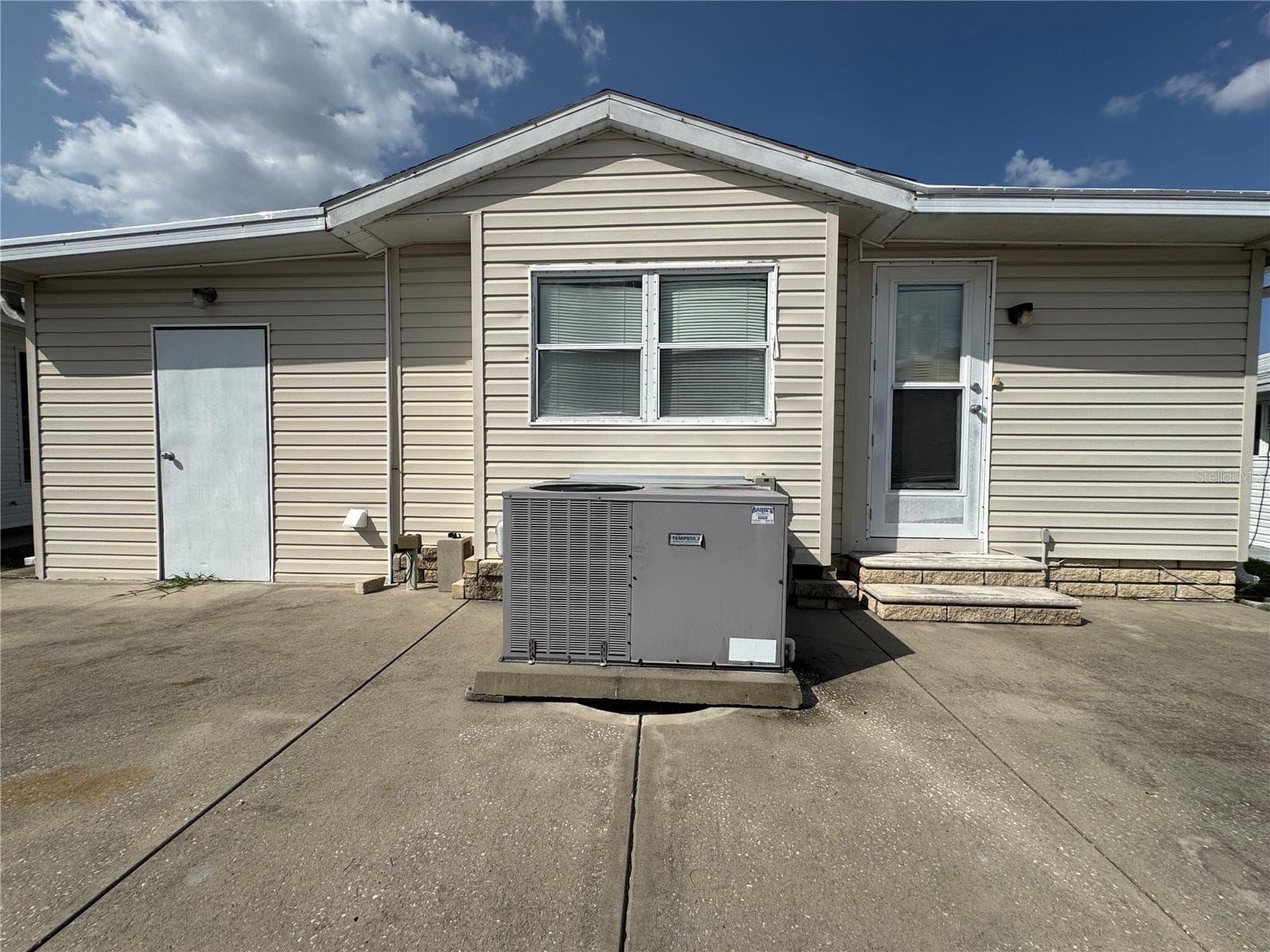 35114 Garber Ln photo 3