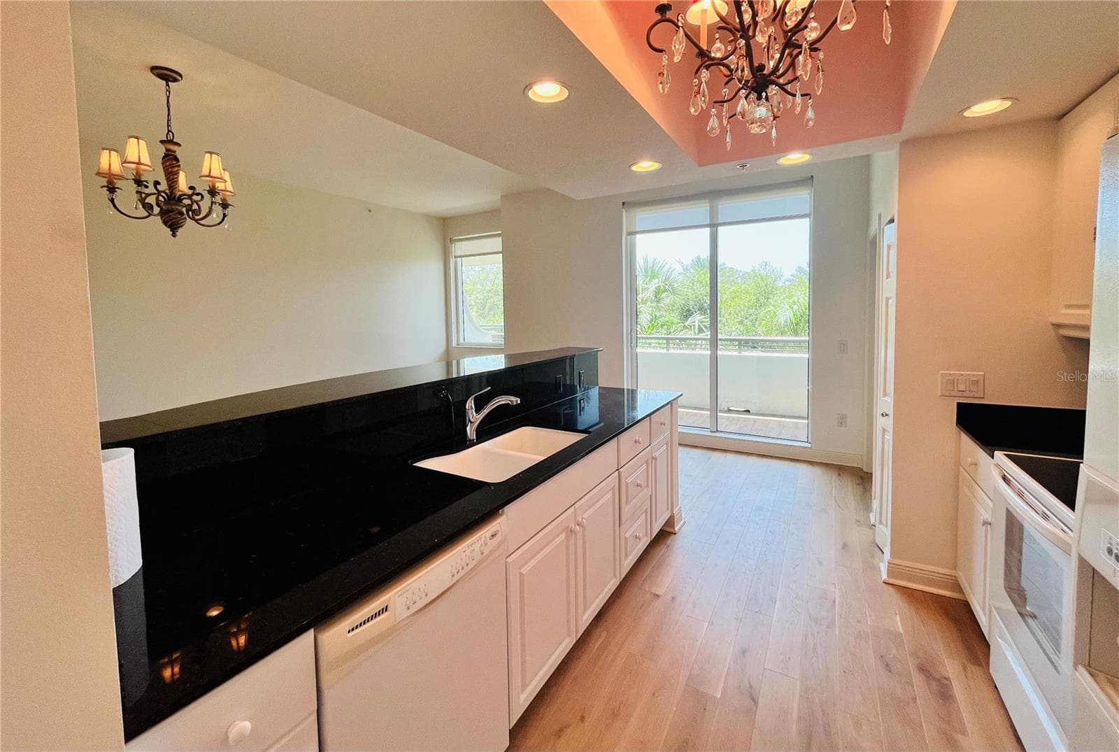 800 N Tamiami Trl #205 photo 5