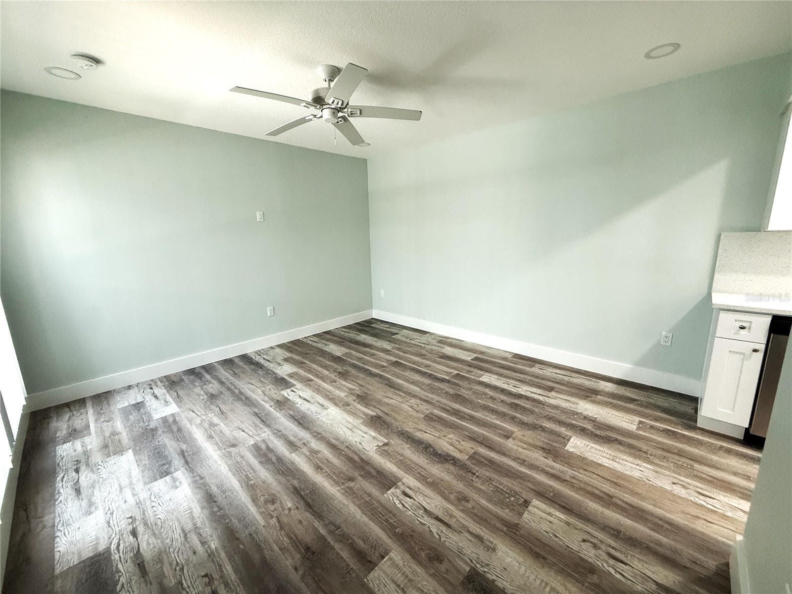201 Medallion Blvd #D photo 4