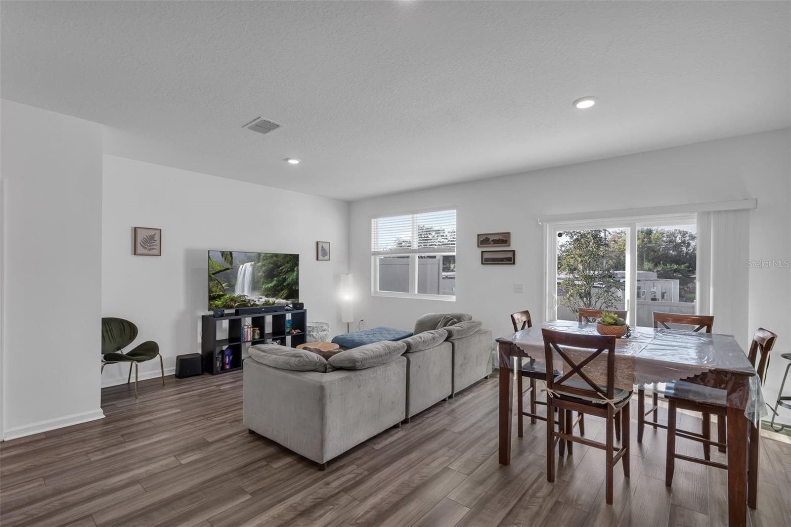 6359 Kay Morgan Ln photo 3