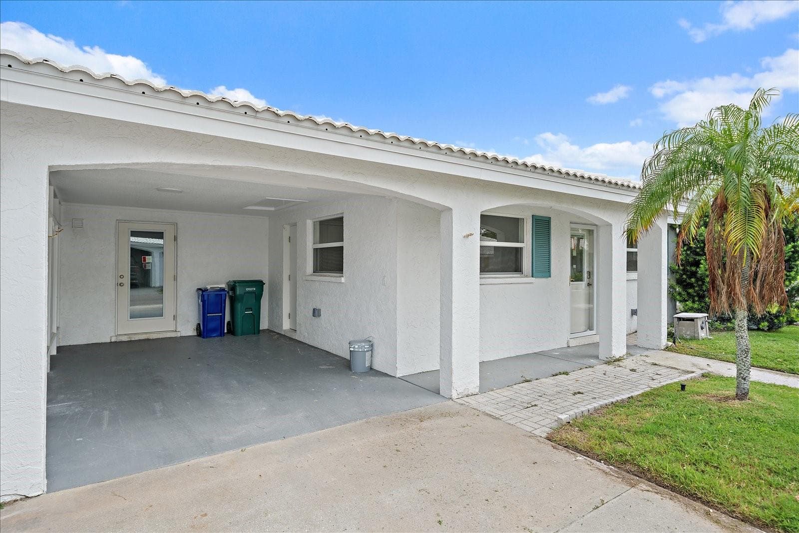 683 Spanish Dr S #214 photo 3