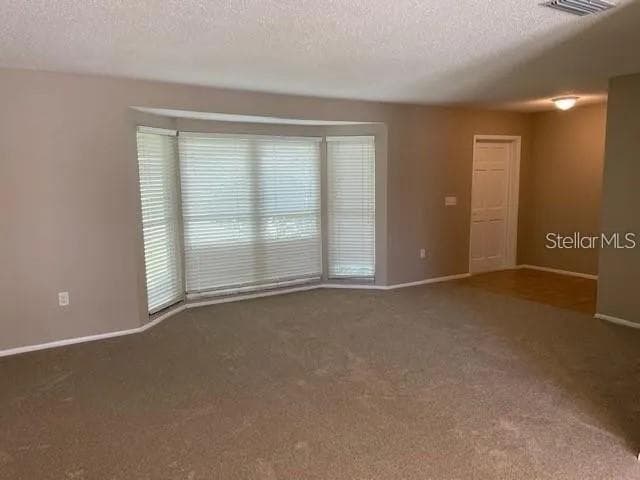 3654 Pin Oaks St photo 3