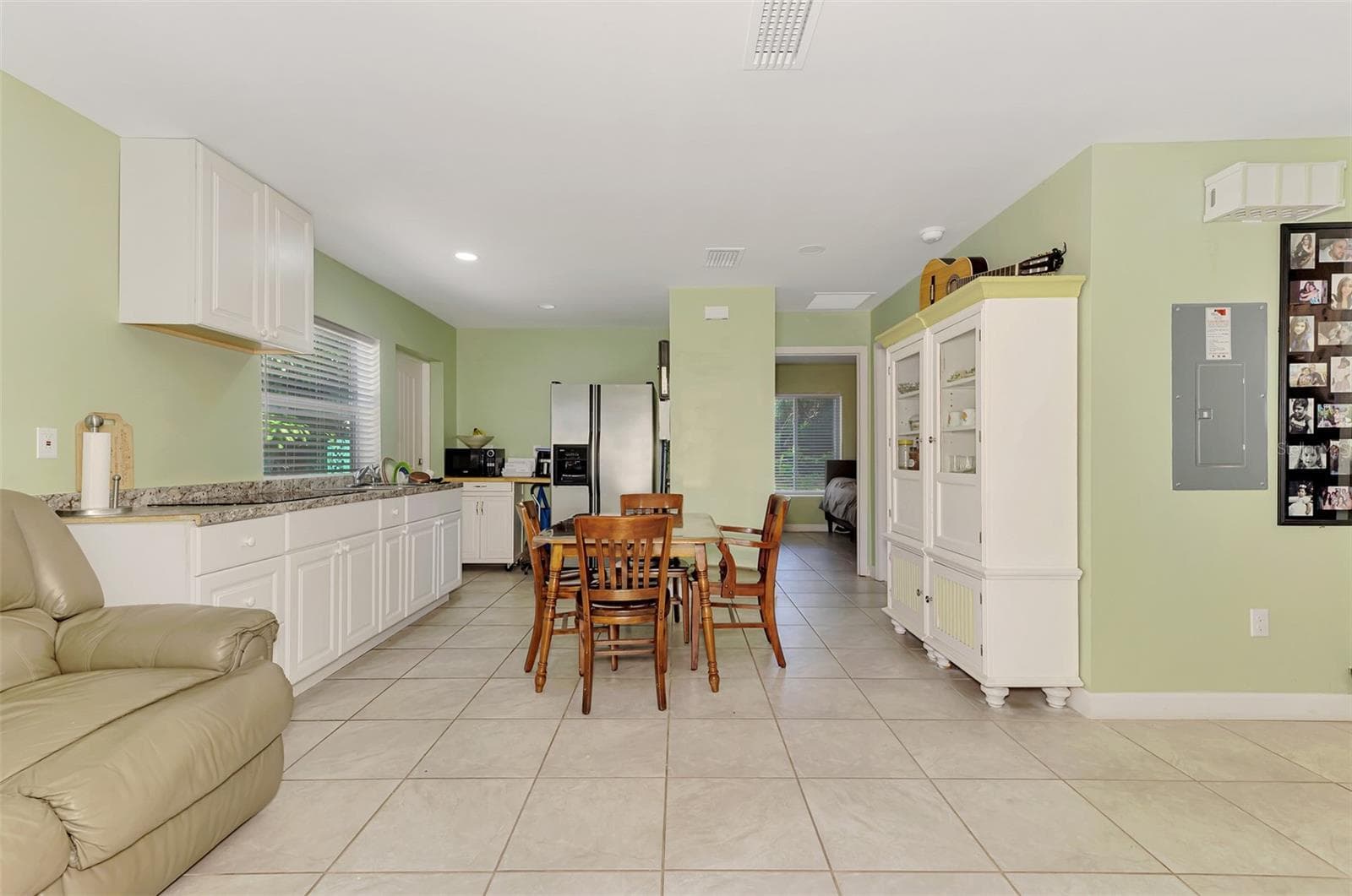 1420 19th Ave W photo 5