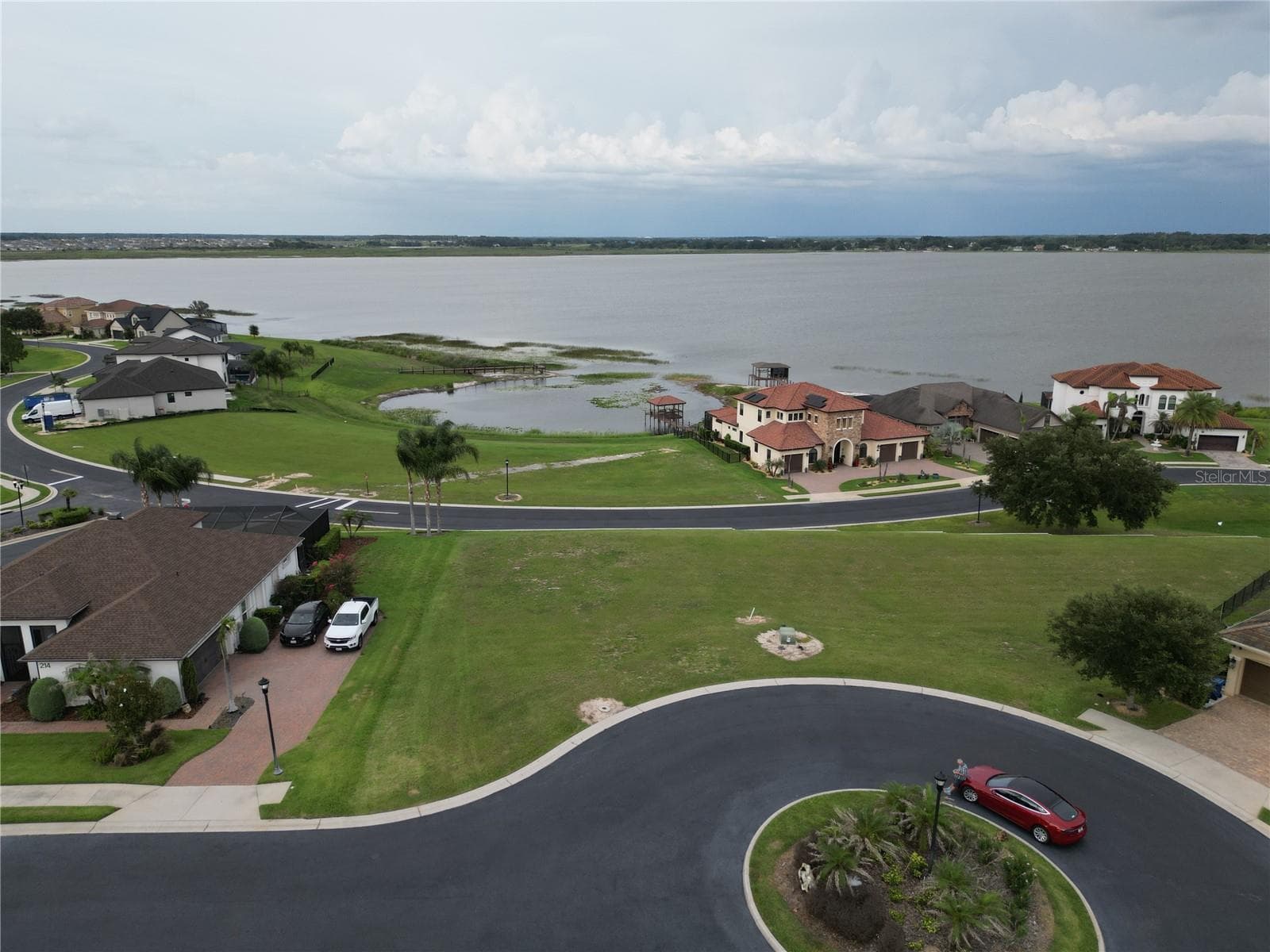 210 Spring Azure Dr photo 5