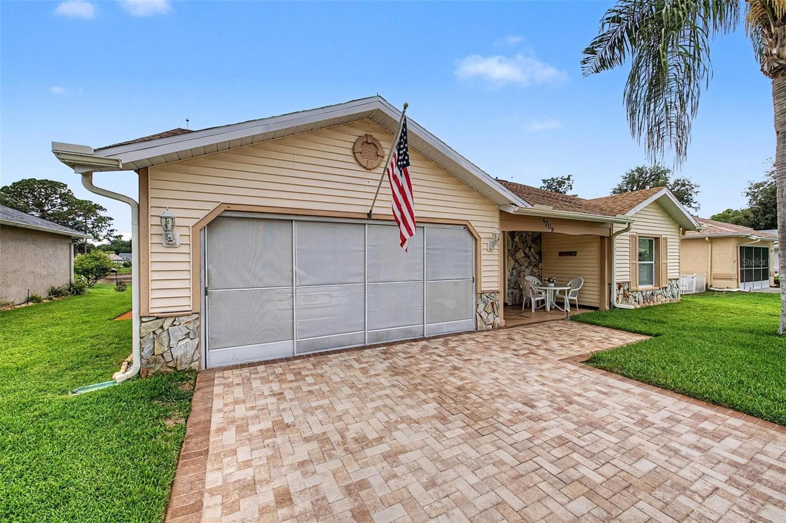 4709 Portland Manor Dr photo 3