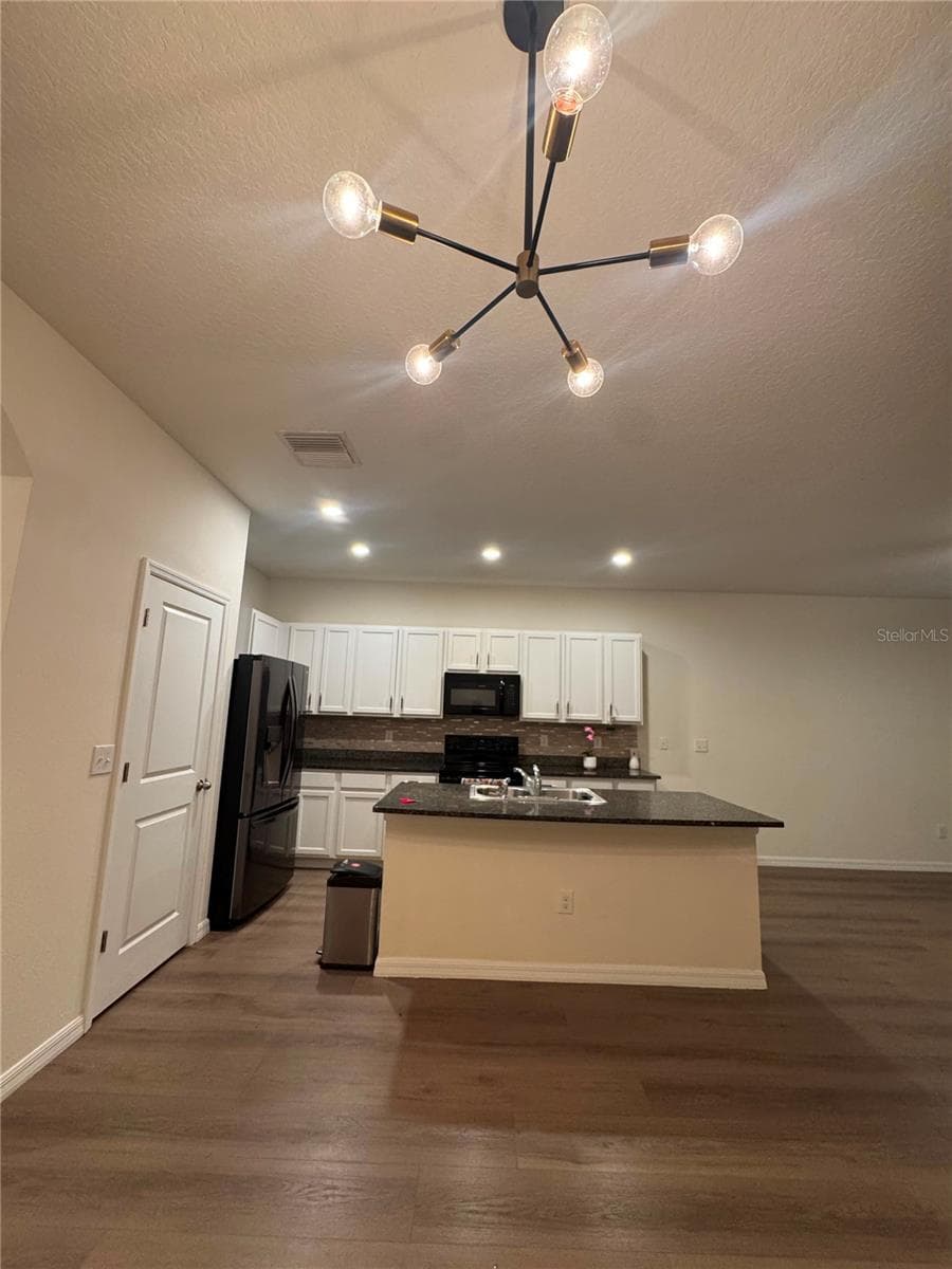 1833 Hovenweep Rd photo 3