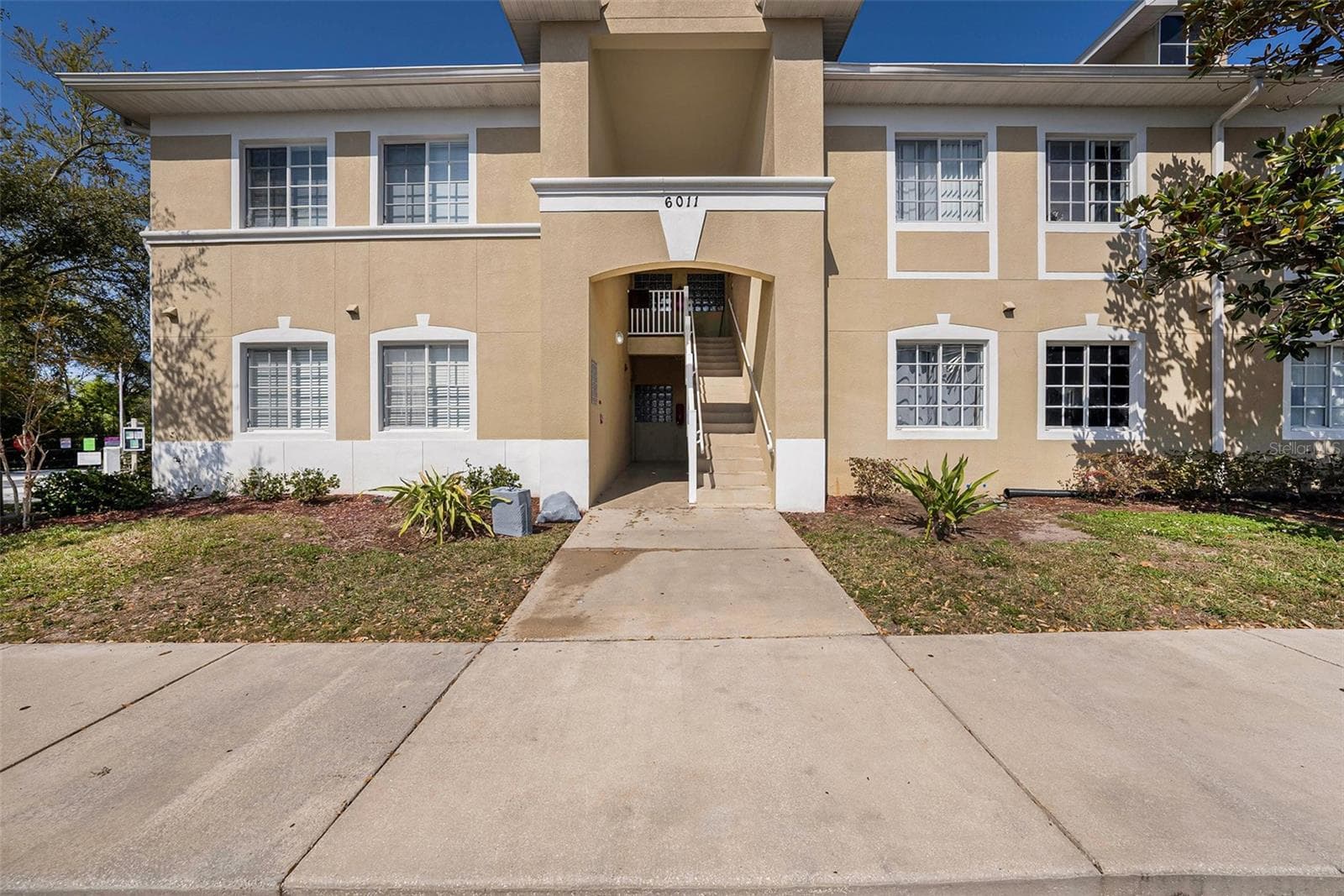 6011 Skydale Way #101 photo 3