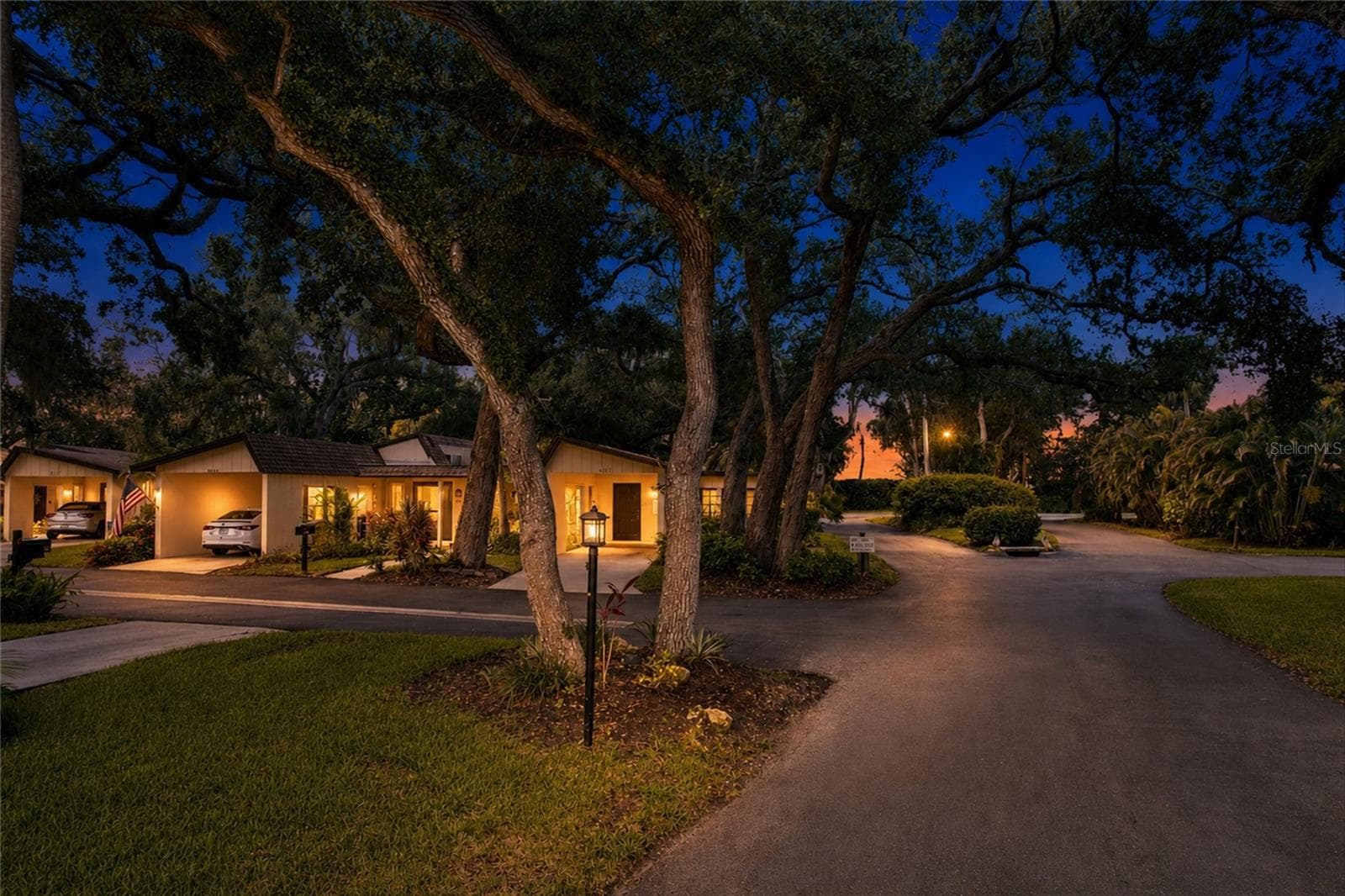 6947 Woodwind Dr #77 photo 3