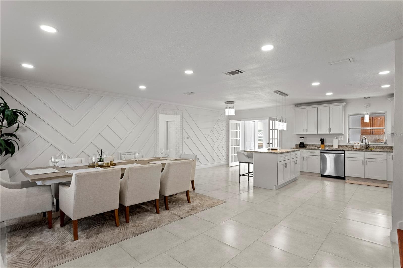8702 Elmwood Ln photo 3