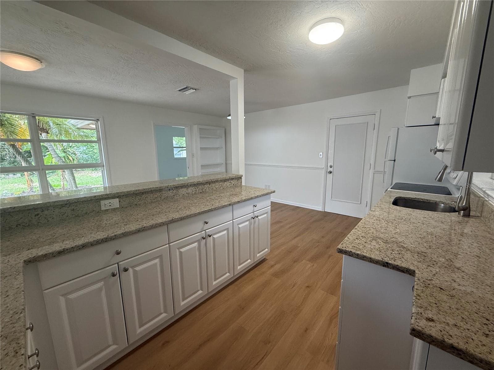 2588 Colorado St photo 5
