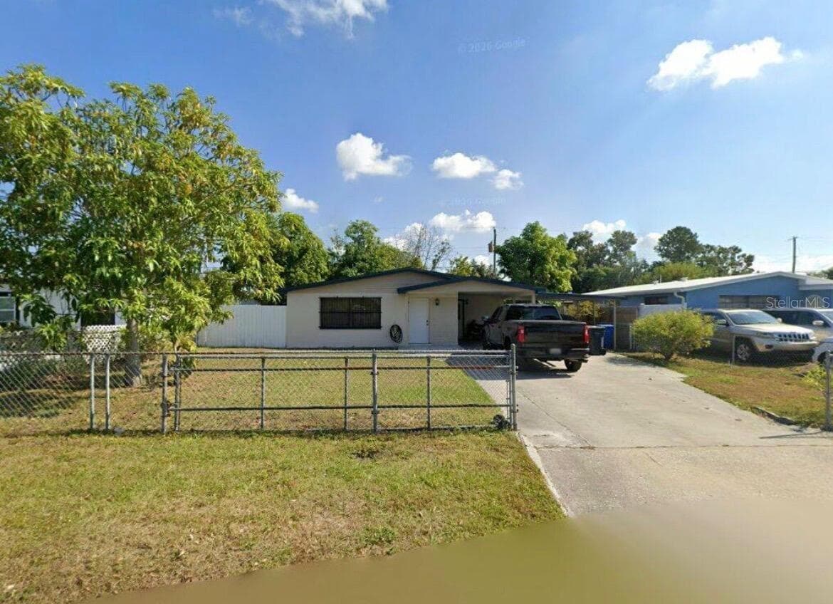 6015 N Manhattan Ave photo 3