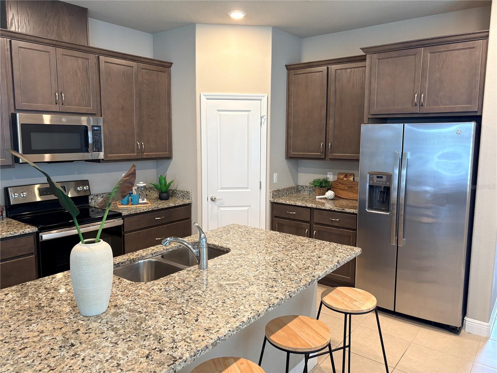 14543 Strathglass Dr photo 4