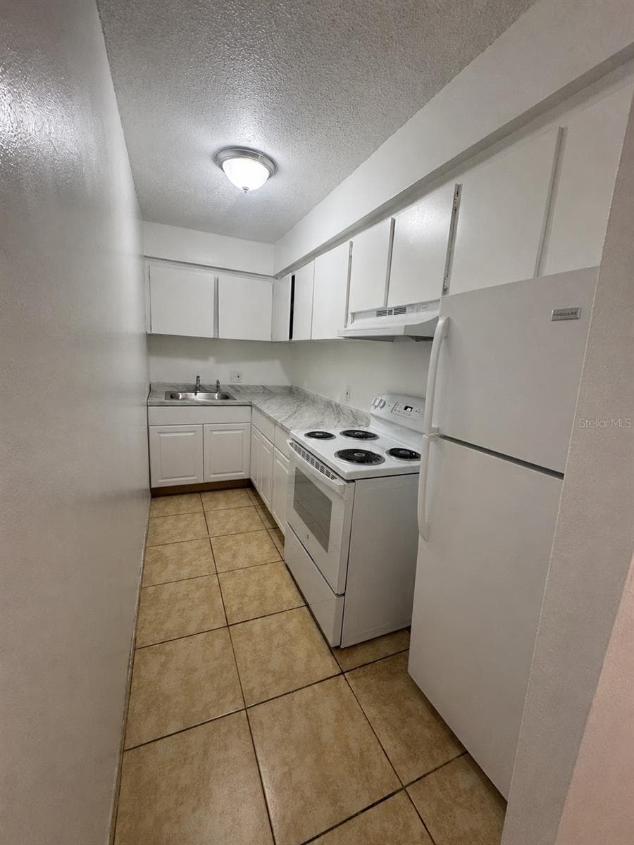 8508 Channelview Cir photo 4