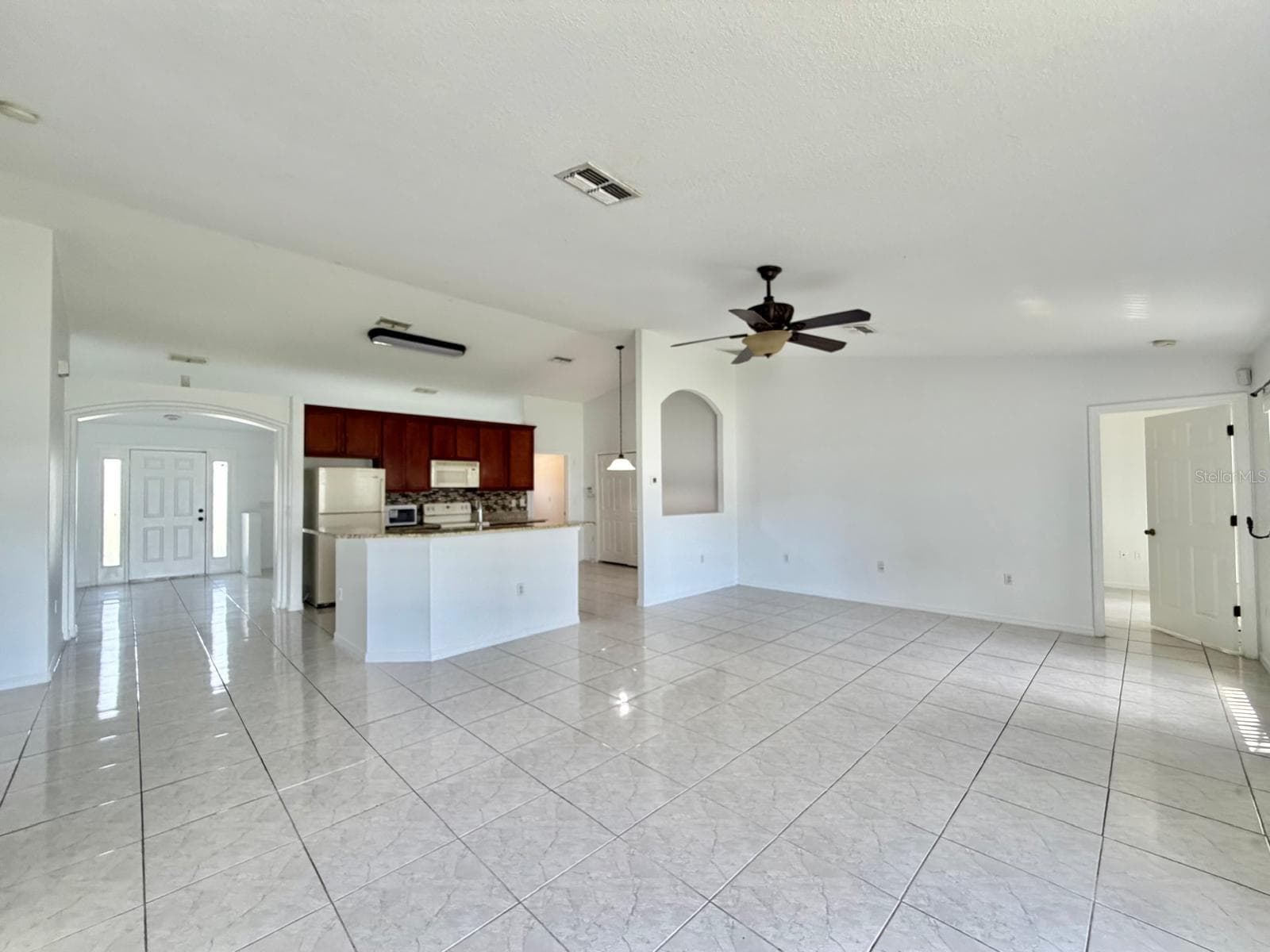 3264 Deltona Blvd photo 5
