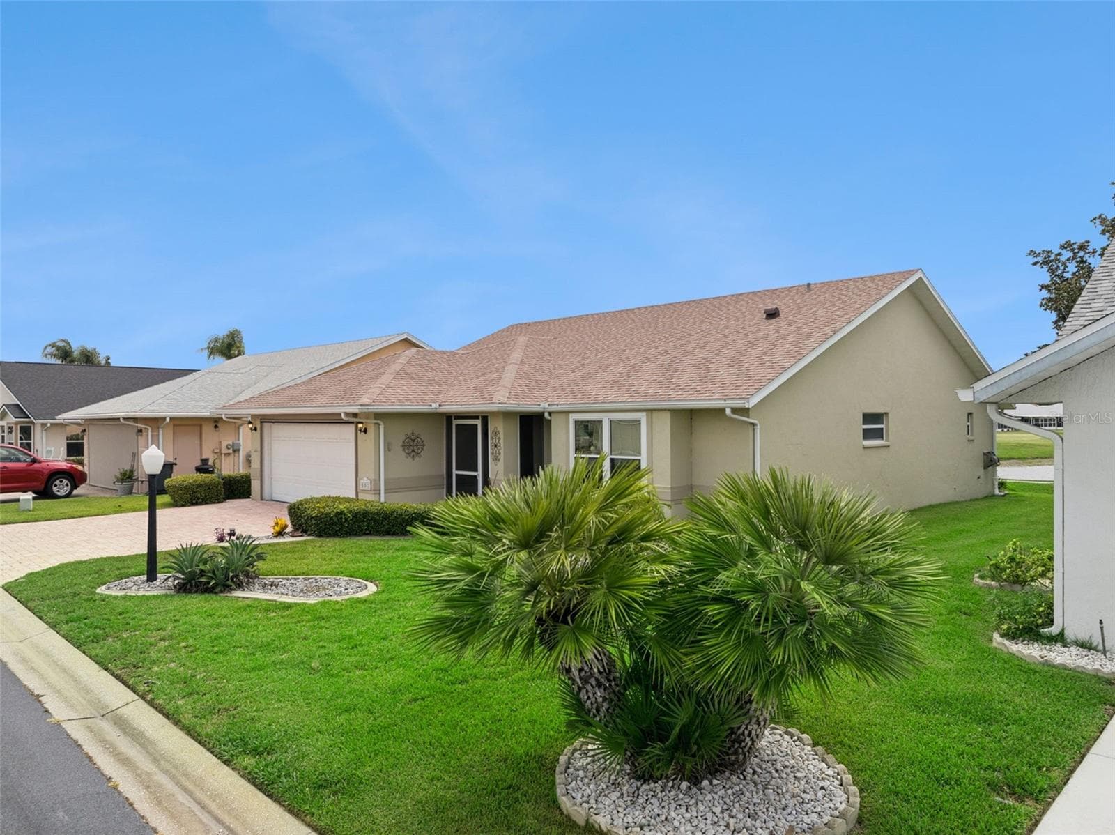 501 Eastlake Dr photo 3