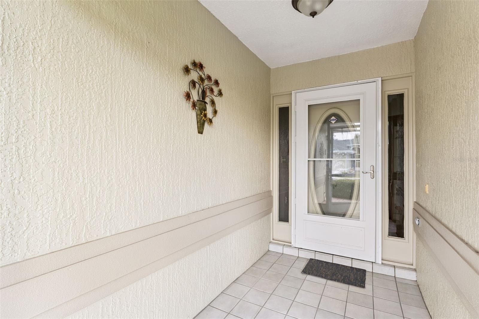 501 Eastlake Dr photo 4