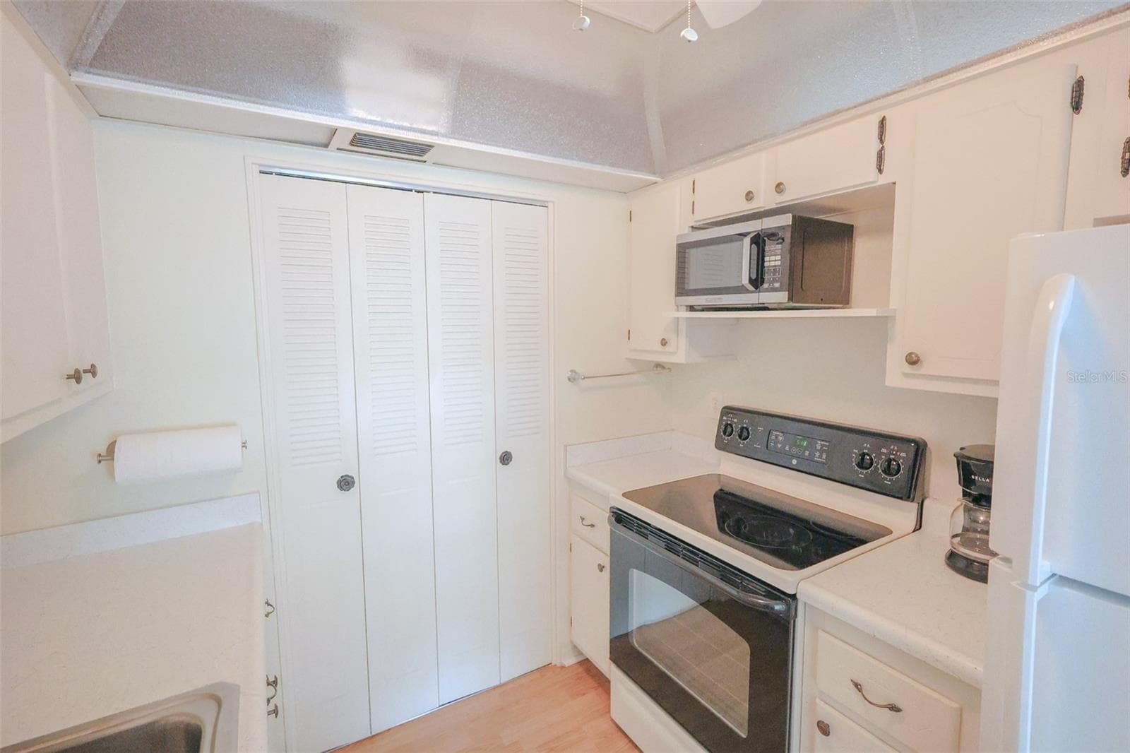 1235 S Highland Ave #4-306 photo 5