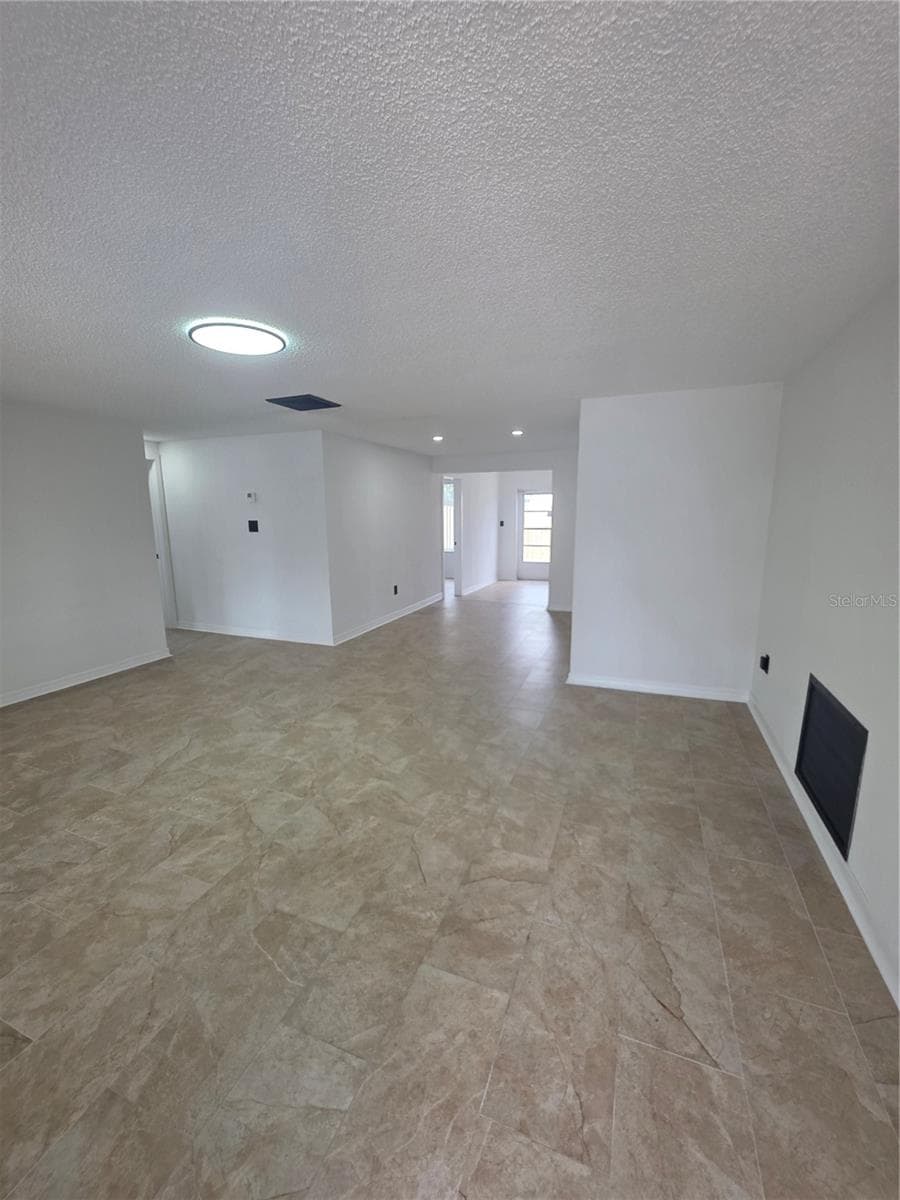 8948 Saint Regis Ln photo 3