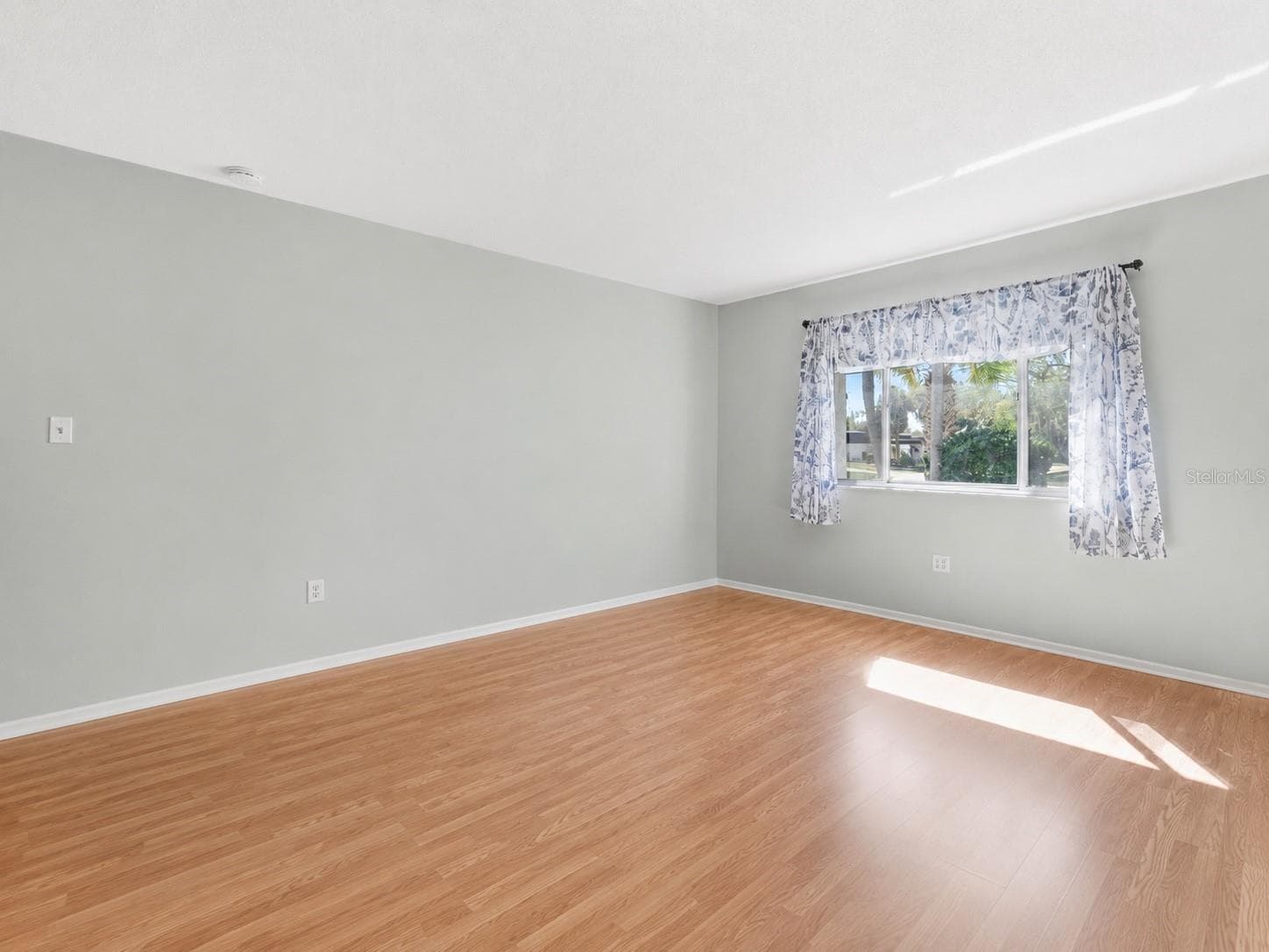 1141 Merle Way #14 photo 5