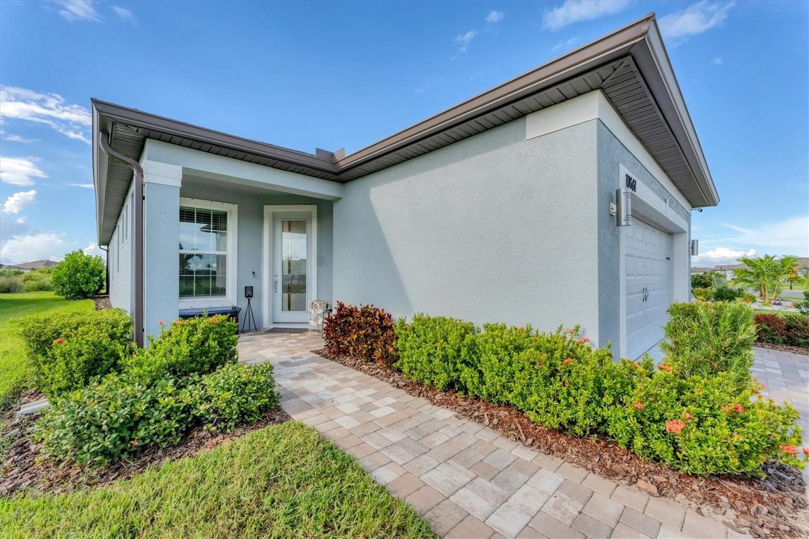10661 Spring Tide Way photo 3