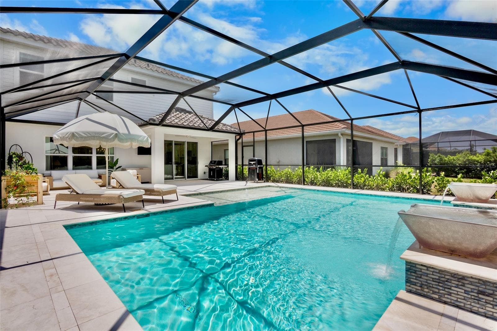 10113 Canaveral Cir photo 4