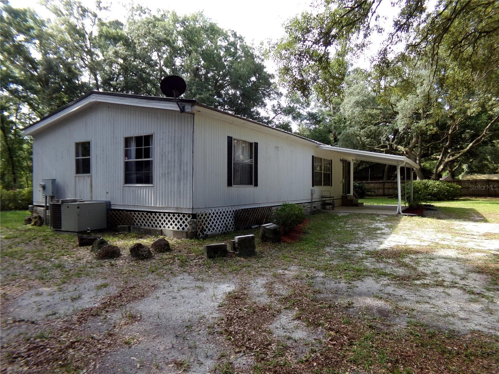 12199 SW 44th Dr photo 5