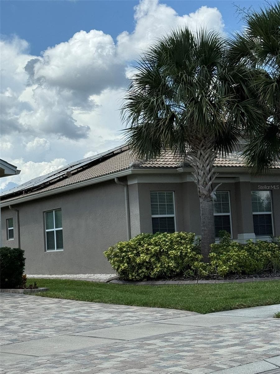 16015 Cape Coral Drive photo 4
