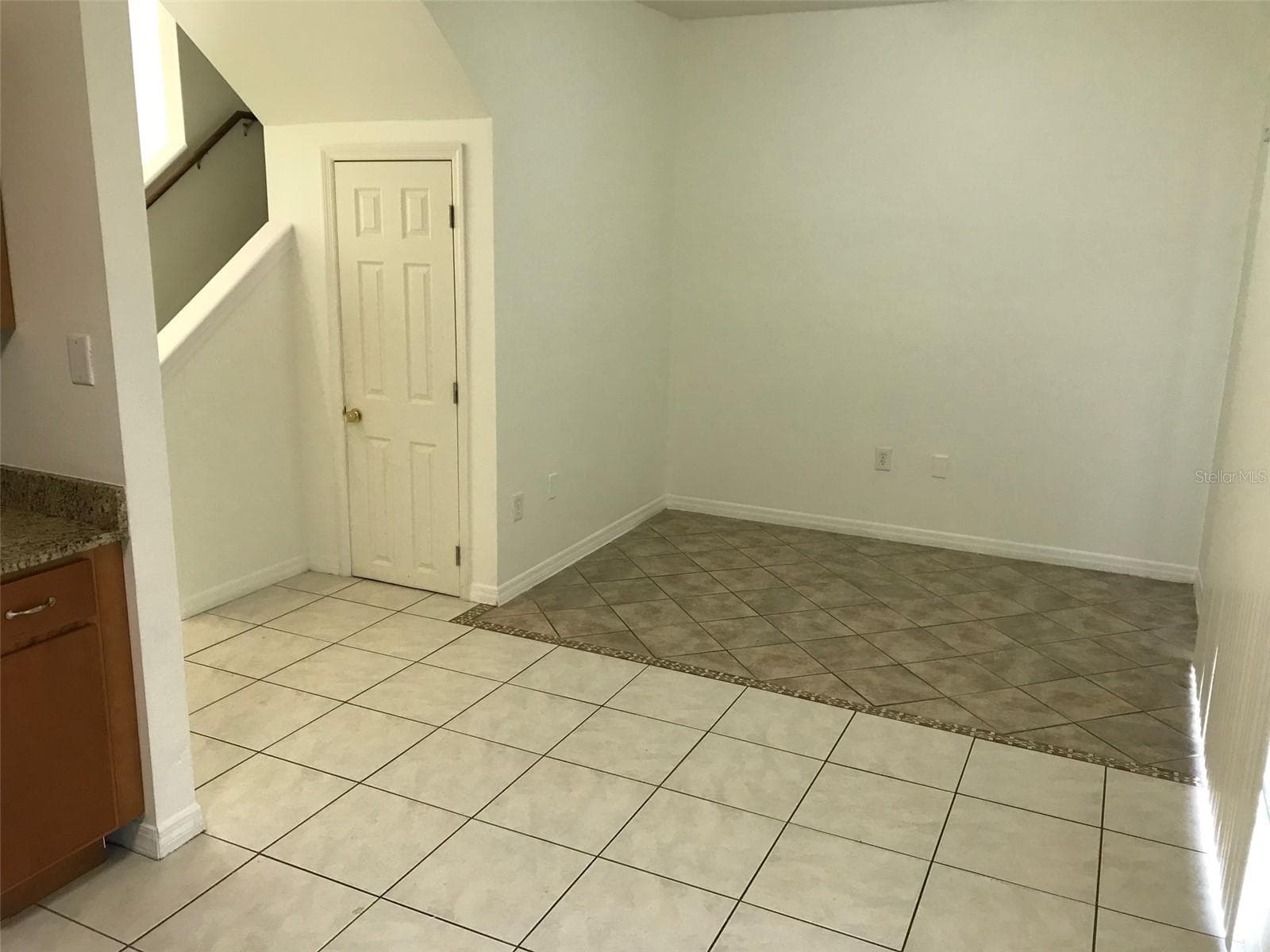 7635 Plantation Cir #7635 photo 5