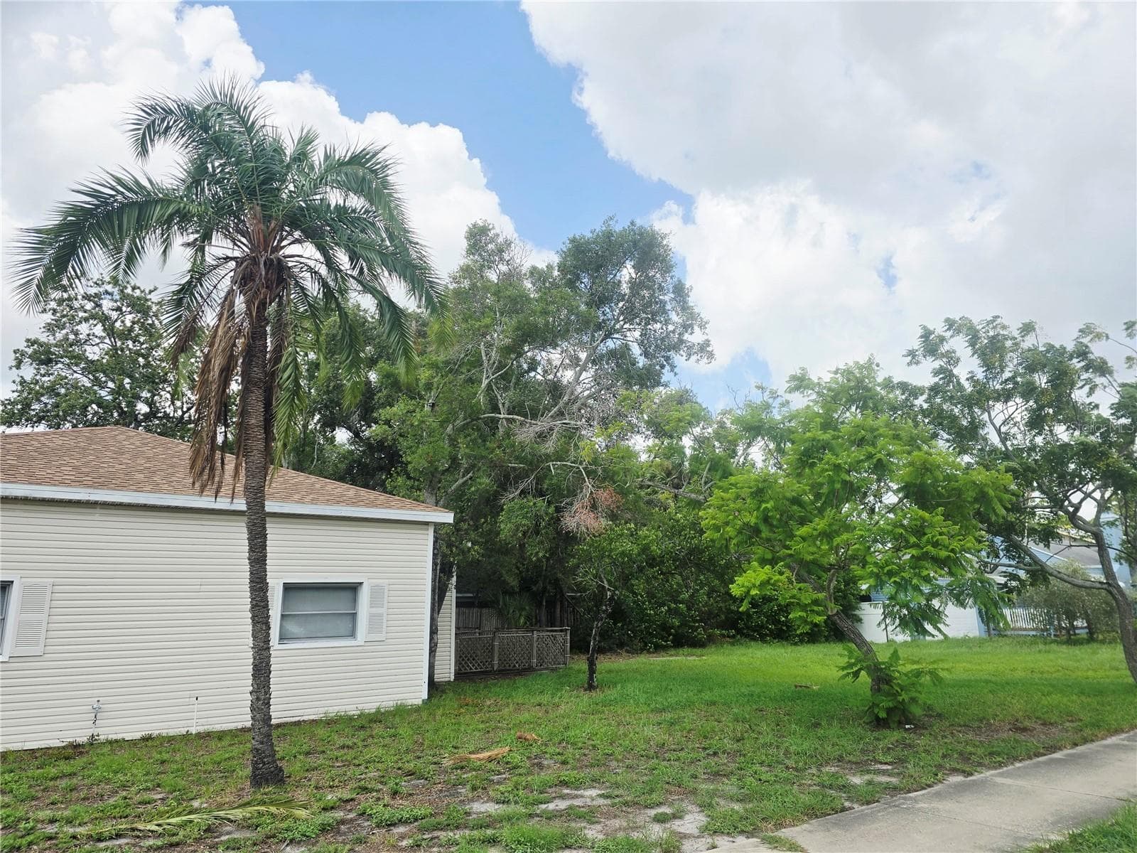 205 N Missouri Ave photo 3