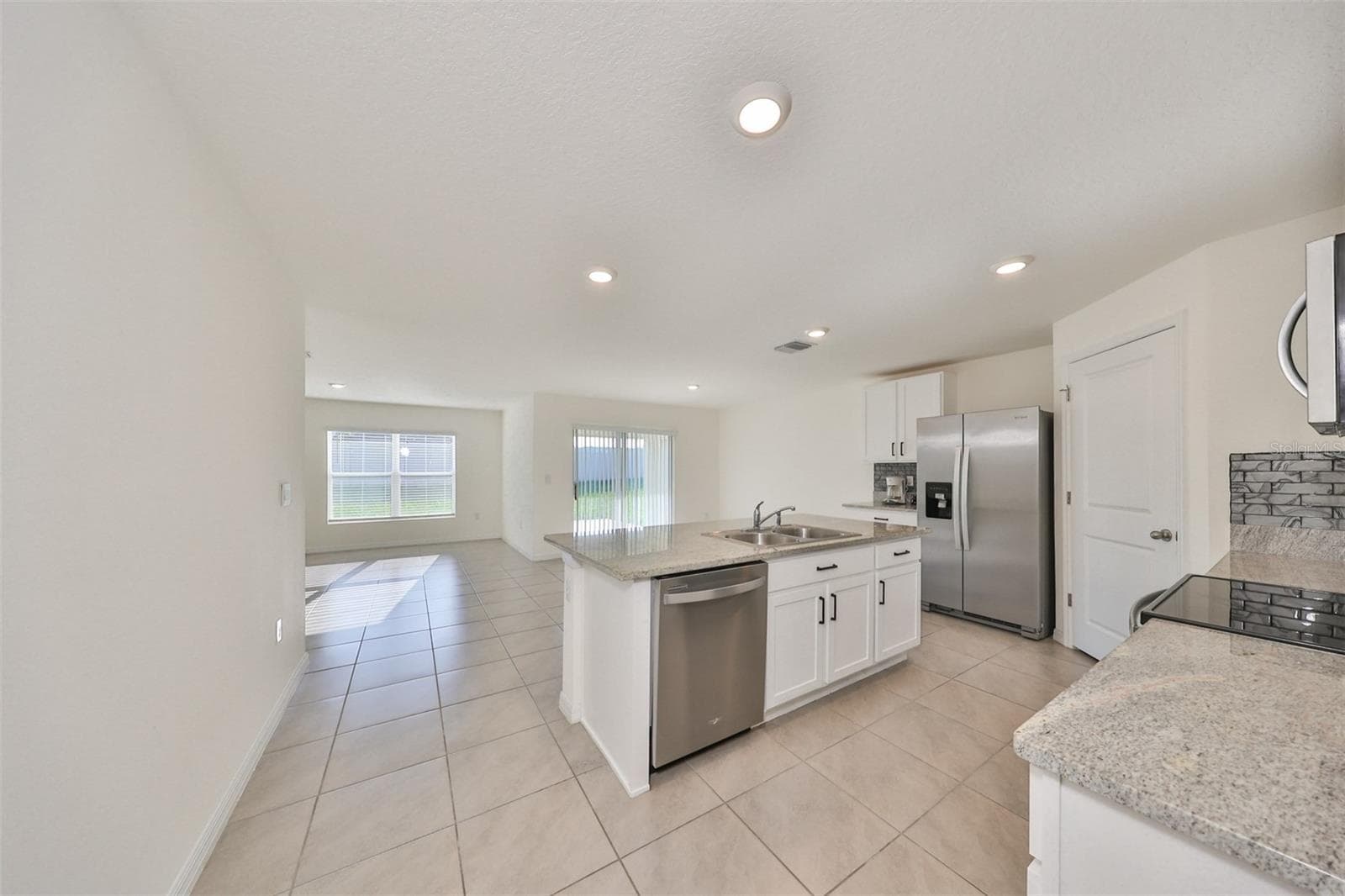 16782 Carlton Pond St photo 3