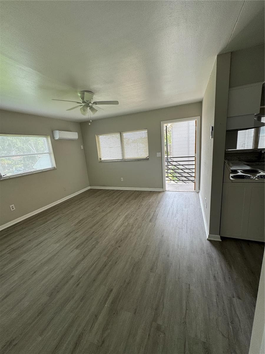 615 Oak Ave
