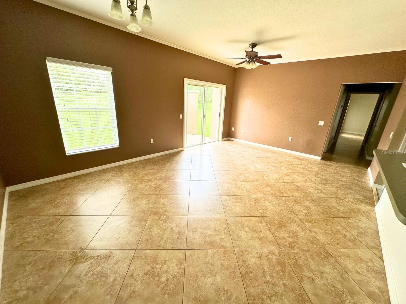 1003 Eagle Pond Dr #1003 photo 5