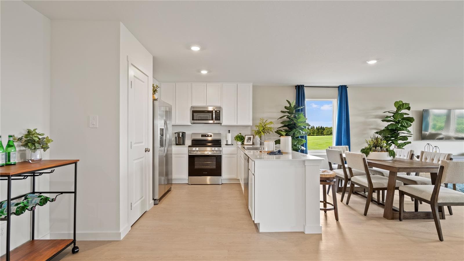 3467 Rover Rd photo 4