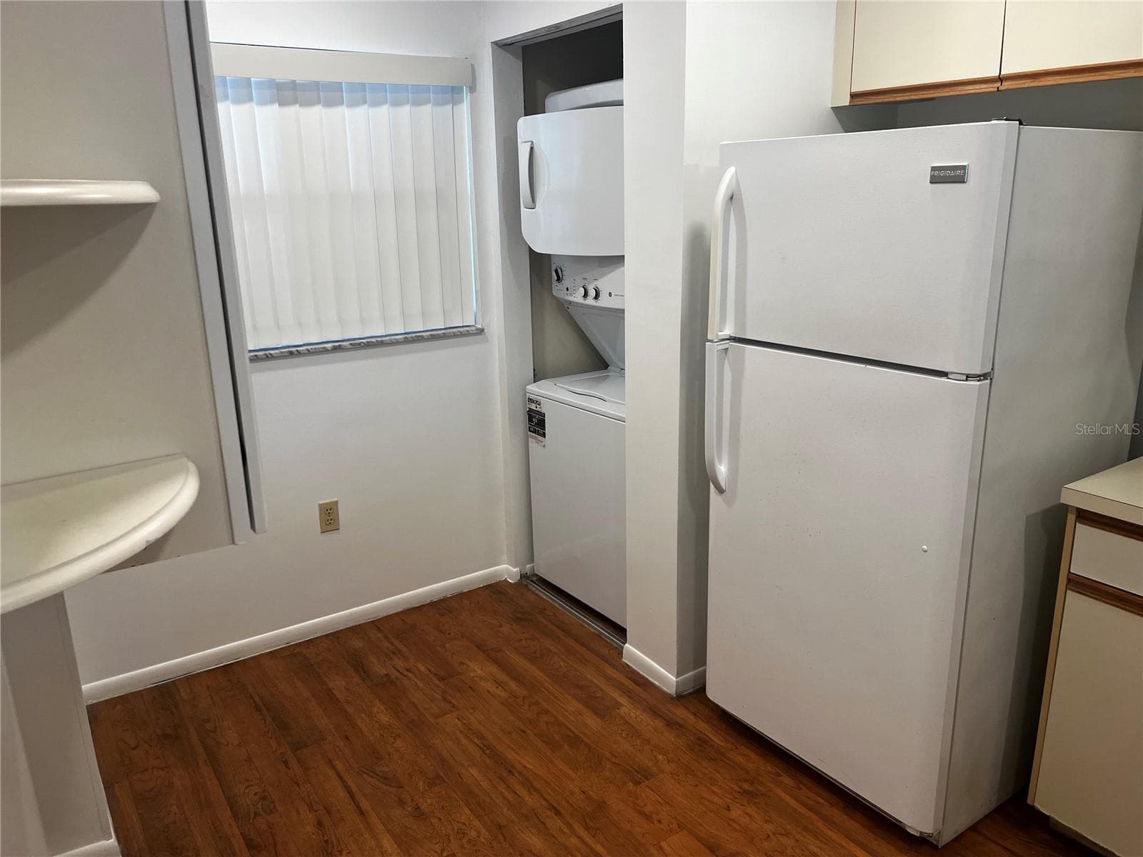 800 Cove Cay Dr #3F photo 4