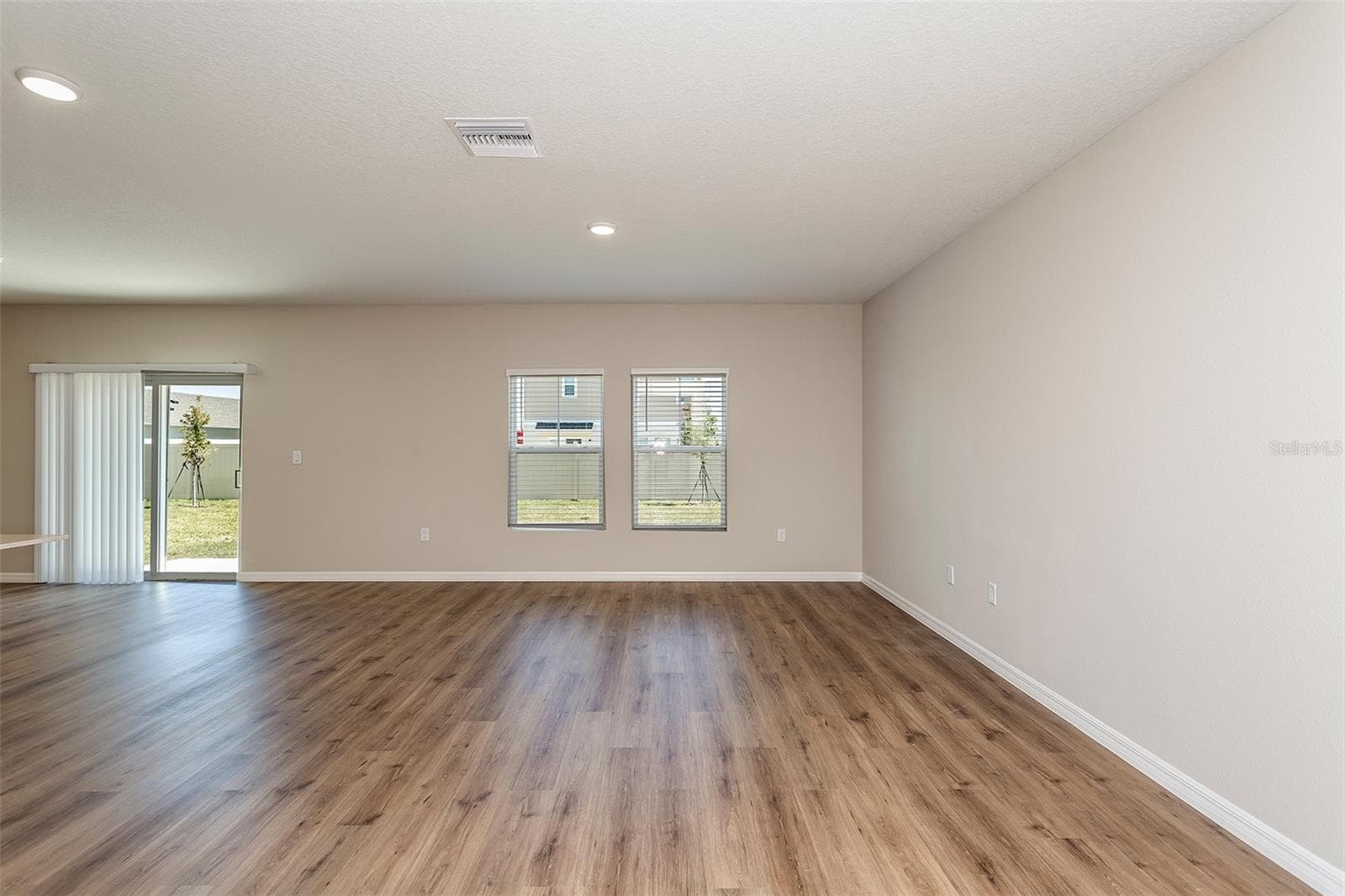 9092 Belleview Forest Pass photo 3