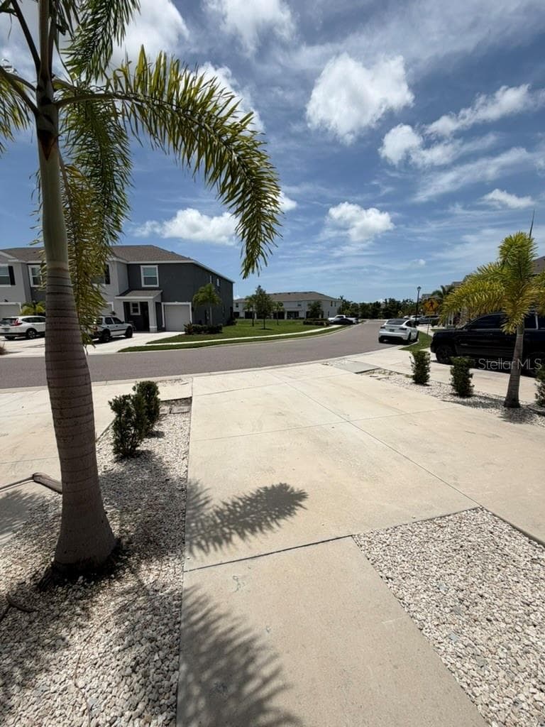 8920 Milestone Dr photo 4