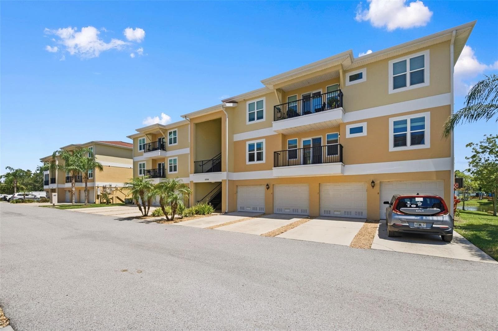 5064 Royal Palms Way #204 photo 4