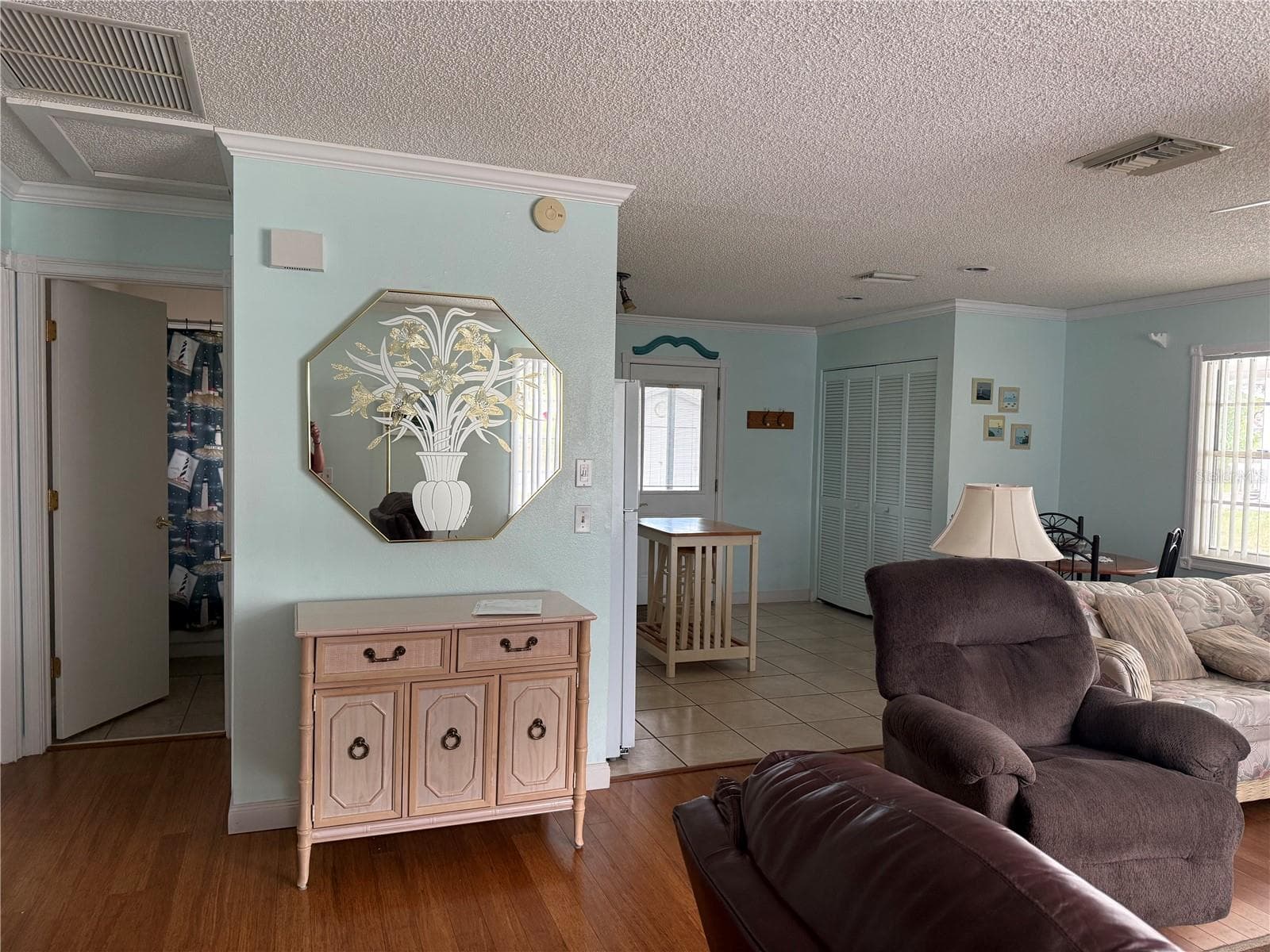 12131 Rockford St photo 5