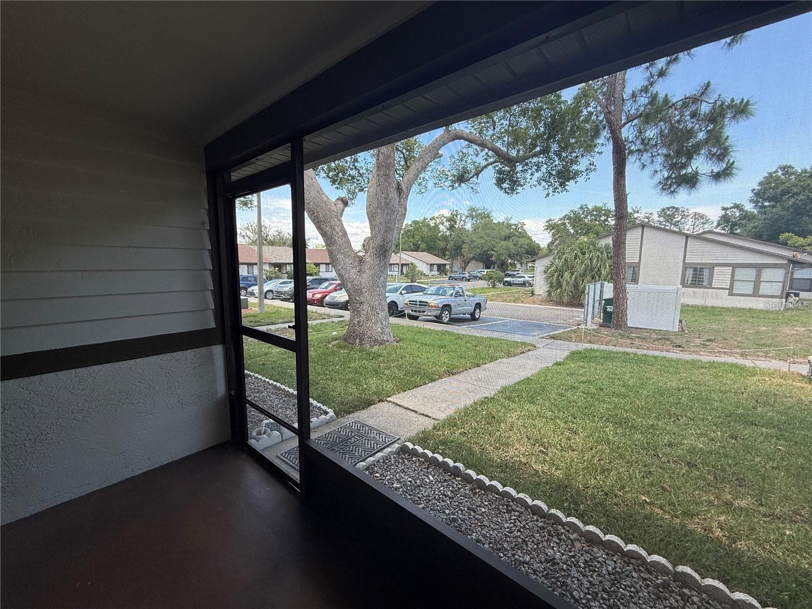 2130 Bancroft Pl #B photo 3