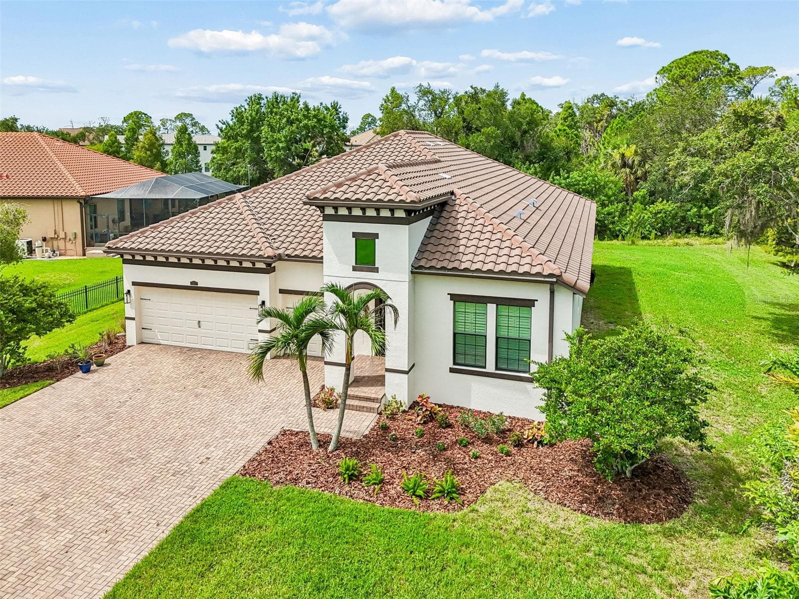 7872 Marsh Pointe Dr photo 3