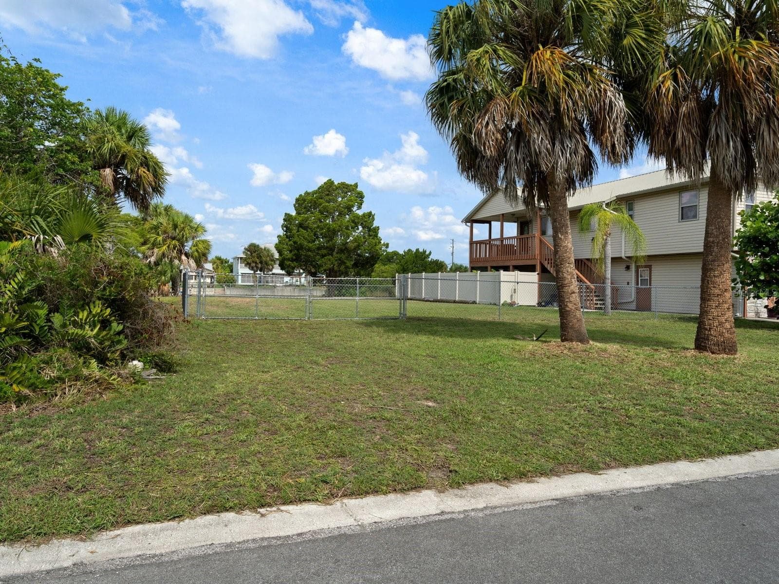 3287 Sea Grape Dr