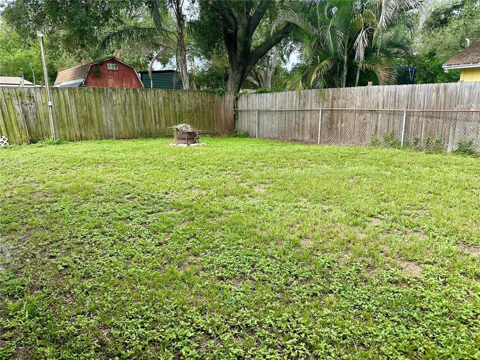 7507 Coral Vine Ln photo 5