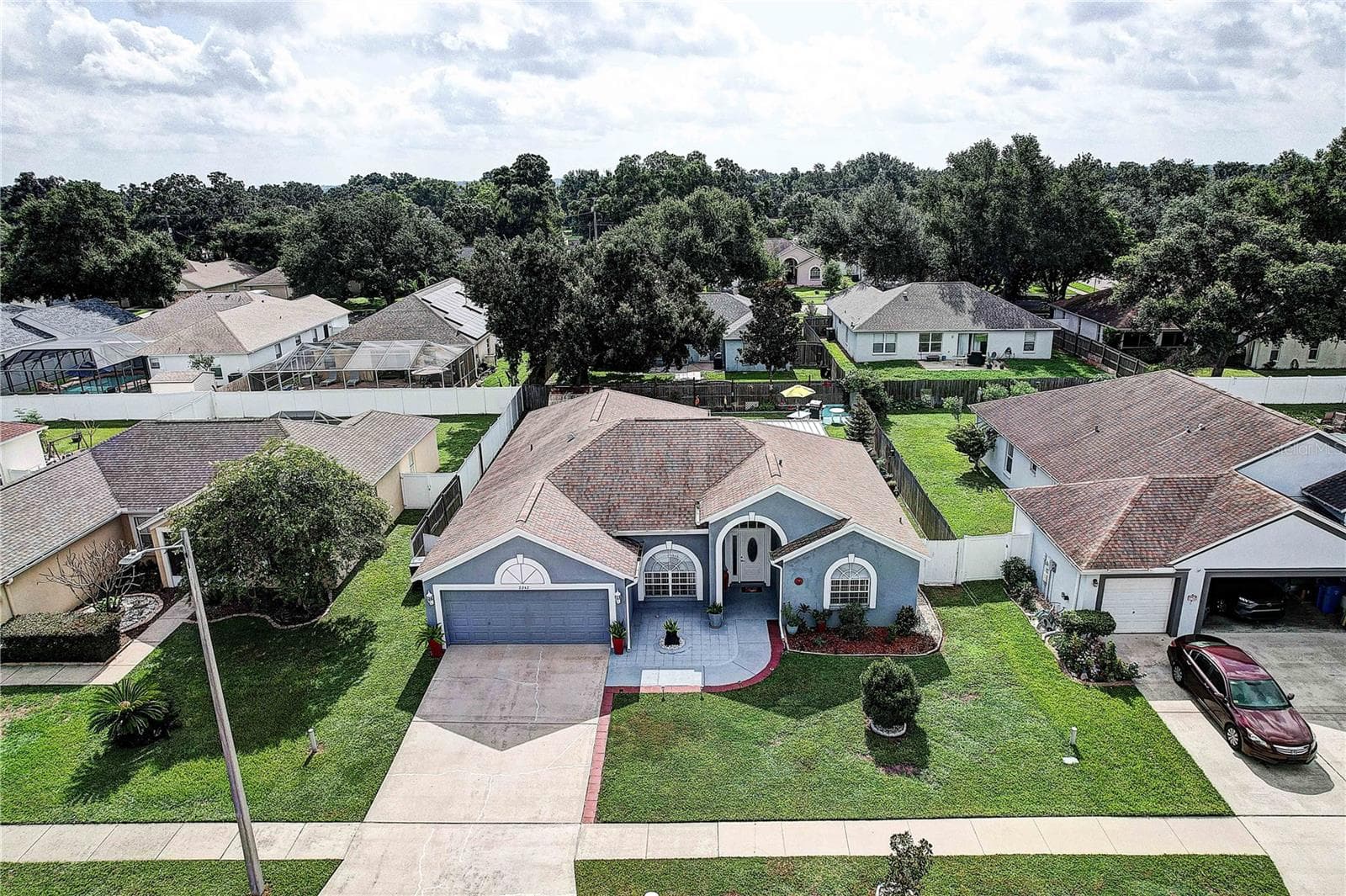 2242 Towering Oaks Cir photo 3