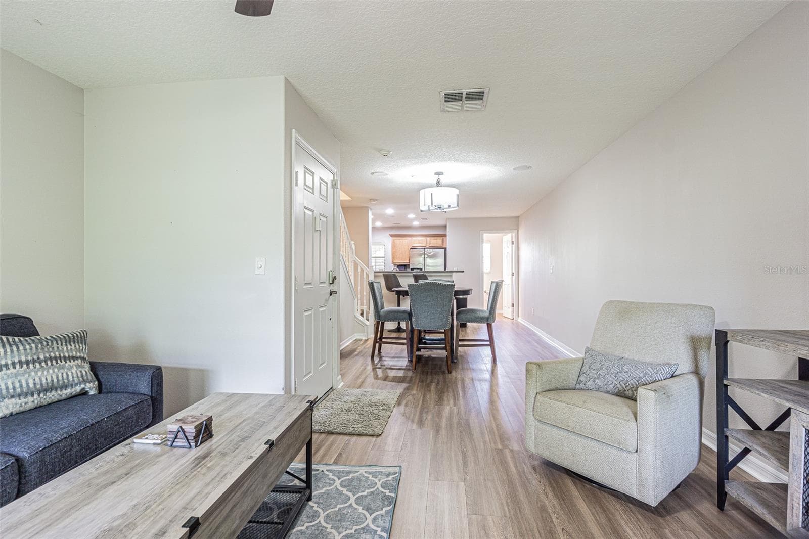 526 Wheaton Trent Pl photo 4