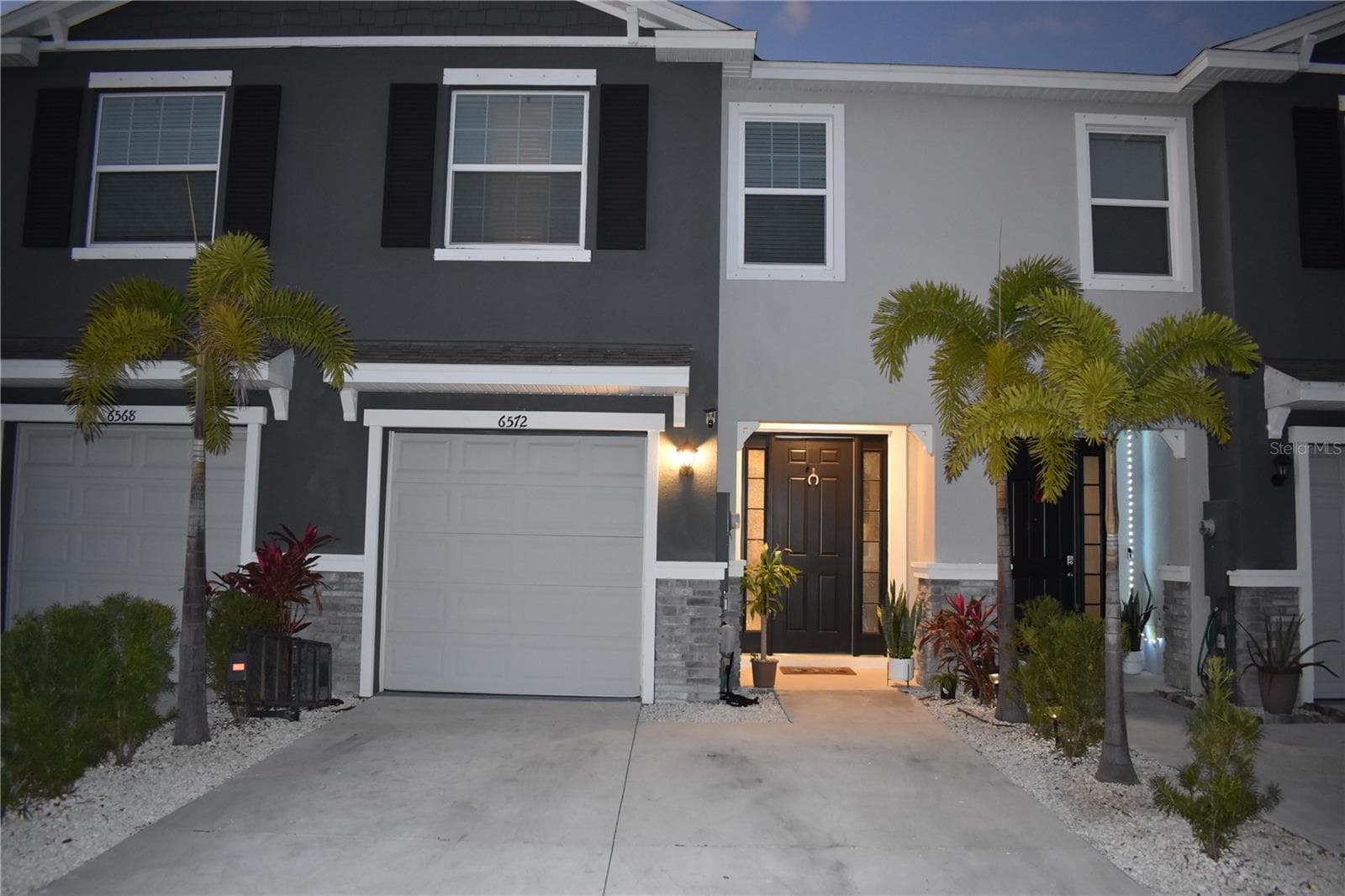 6572 Serenity Fall Ln photo 3