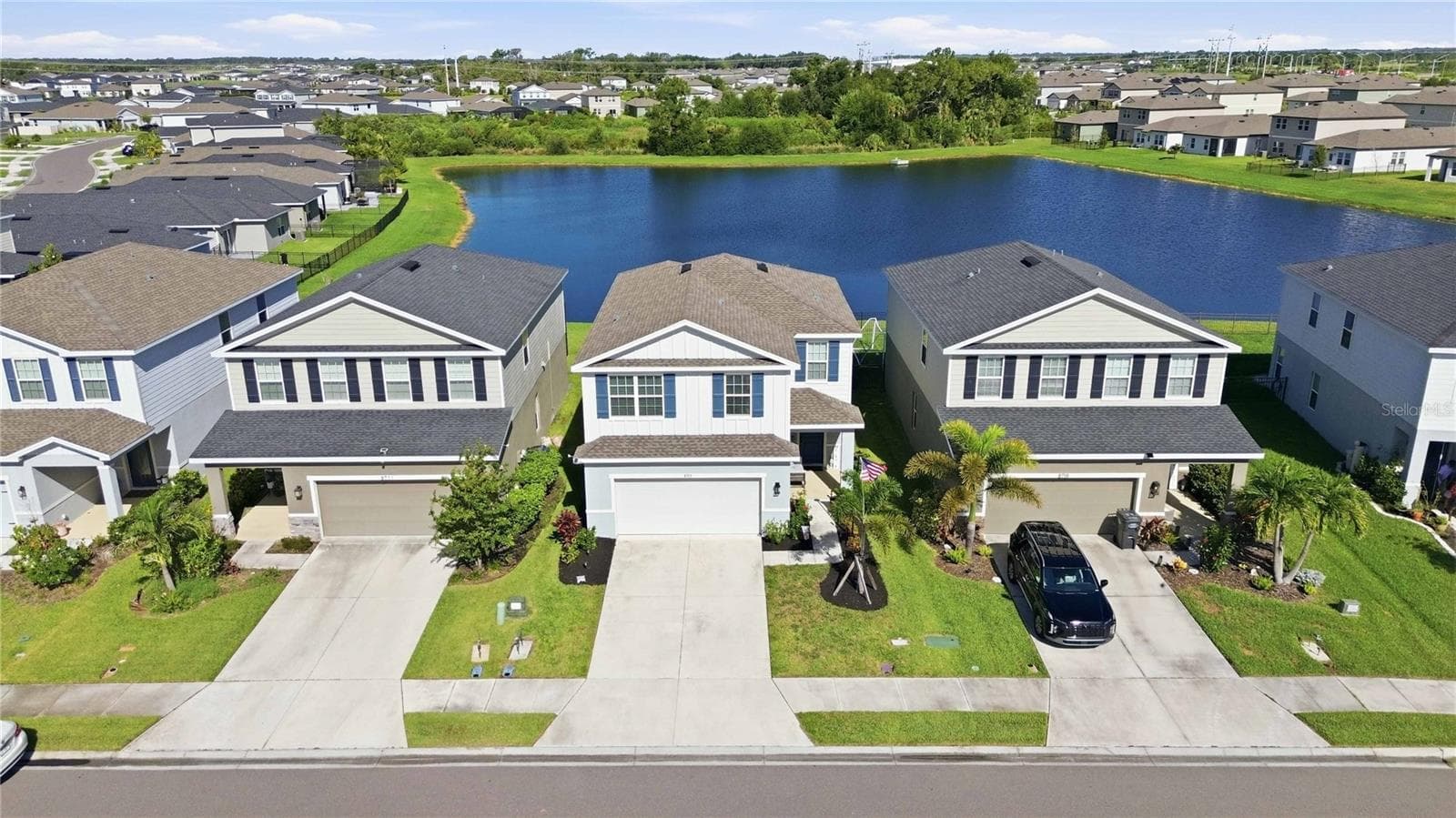 8715 Sunshower Pl photo 3